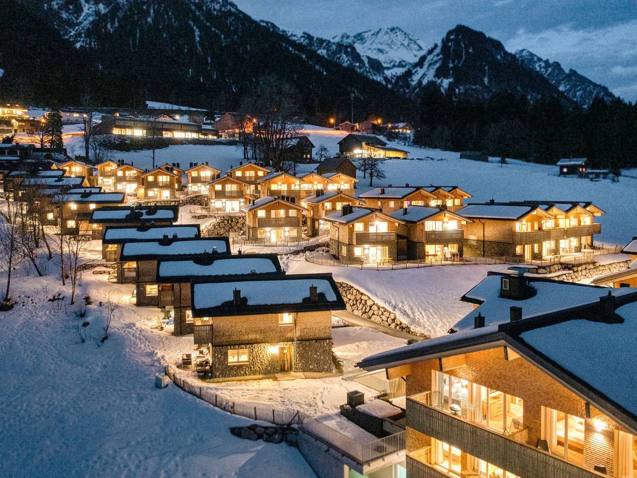 Ganze Ferienwohnung, Arlberg Chalets - Apartment Almenrausch in Wald am Arlberg, Dalaas