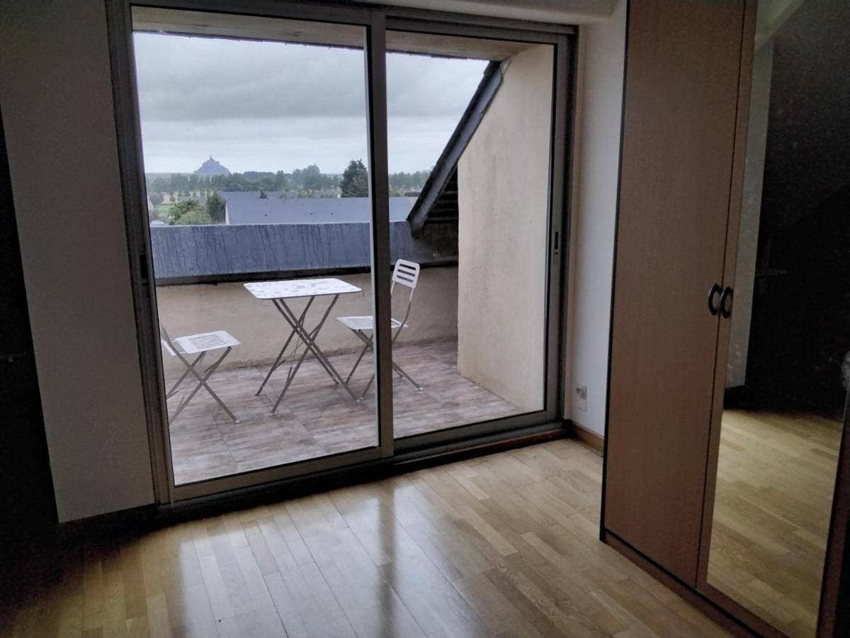 Four-Bedroom House in Huisnes-sur-Mer, Baie du Mont-Saint-Michel