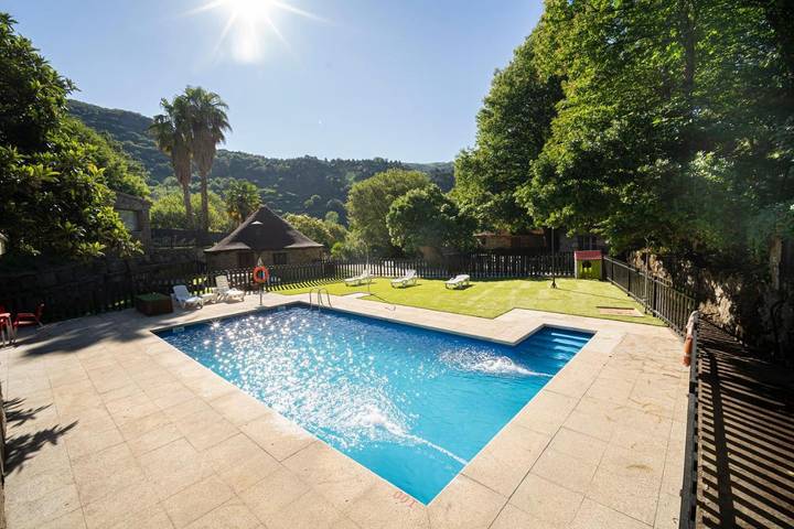 Casa rural para 2 personas, con piscina y vistas además de jardín y terraza en Provincia de Cáceres - 2
