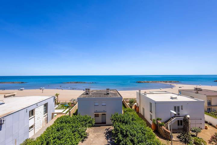 Apartamento entero, Sea Escape Â· Valras'Loc in Valras-Plage, Costa mediterránea (Francia)