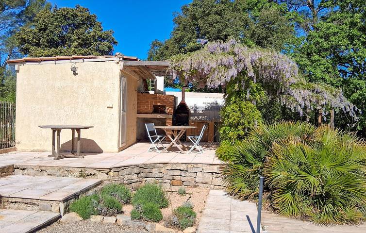 Location de vacances pour 5 personnes, avec jardin et terrasse, animaux acceptés à Besse-sur-Issole - 2