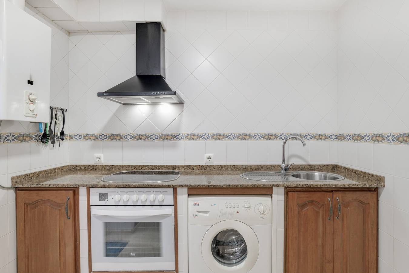Appartamento intero, Appartamento 'Casa Grande En El Centro De Conil' con Terrazza Privata in Conil de la Frontera, Costa de la Luz