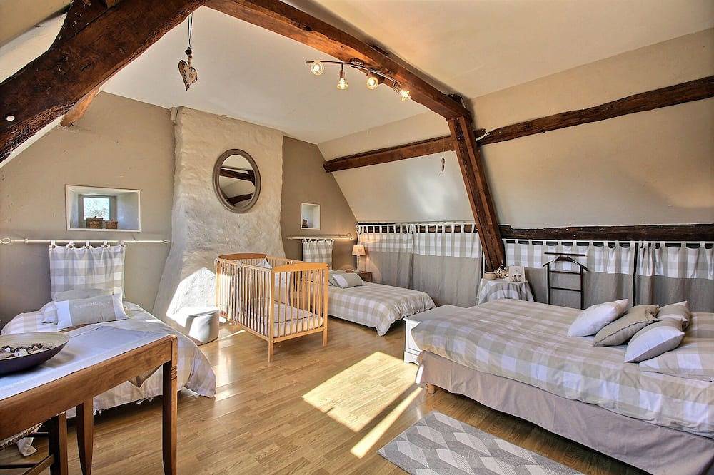 Gîte de charme et de caractère dans le Cotentin in Sottevast, Côte de la Déroute