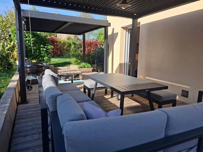 Location de vacances pour 8 personnes, avec terrasse et jardin à Saint-Père-Marc-en-Poulet - 3