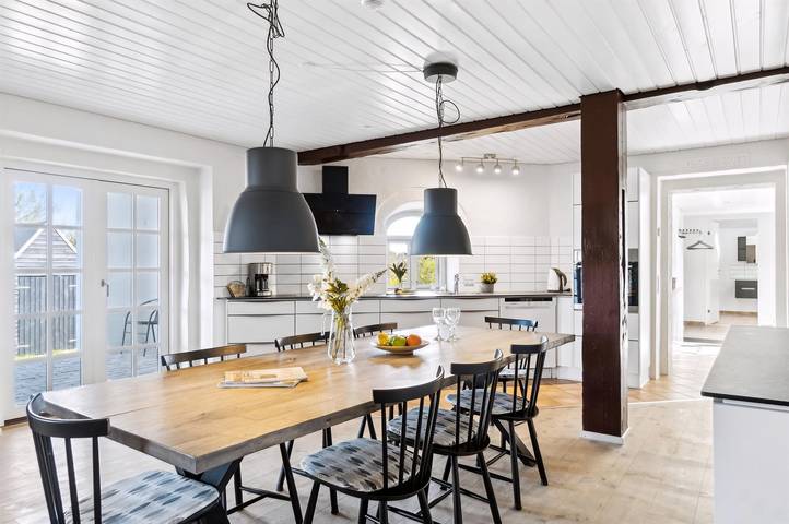 Ferienhaus für 10 Personen, mit Balkon und Whirlpool sowie Terrasse und Sauna in Djursland - 2