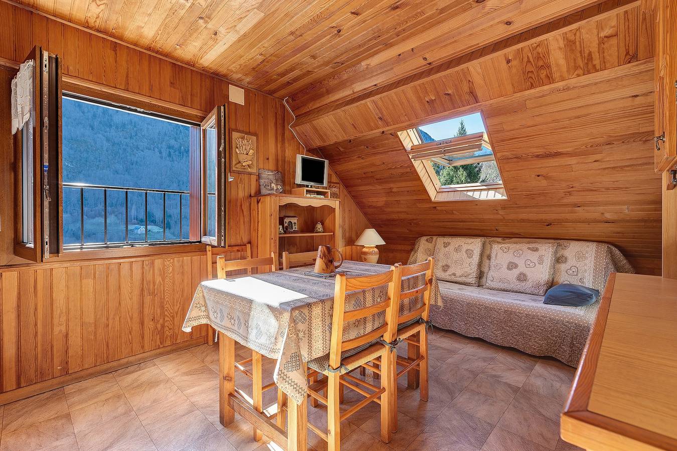 Gite Campbieil - Gavarnie-Gèdre: Apartamento con vistas panorámicas a las montañas in Gèdre, Parque nacional de los Pirineos