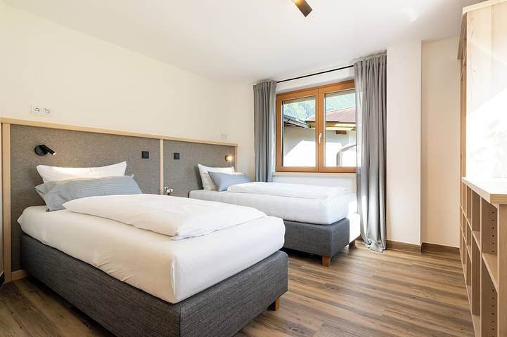 Geheel appartement, Exclusive adults-only two-room apartment with a large sun terrace in Riezlern, Mittelberg