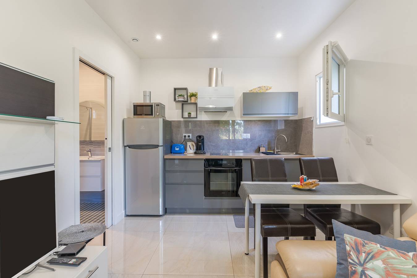 Ganze Wohnung, Apartment 'Studio Indépendant Avec Jardin' mit Wlan und Klimaanlage in Aix-en-Provence, Mittelmeerküste (Frankreich)