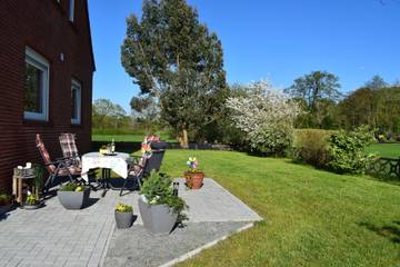 Ferienwohnung für 5 Personen, mit Terrasse und Garten, mit Haustier in Leer und Umgebung