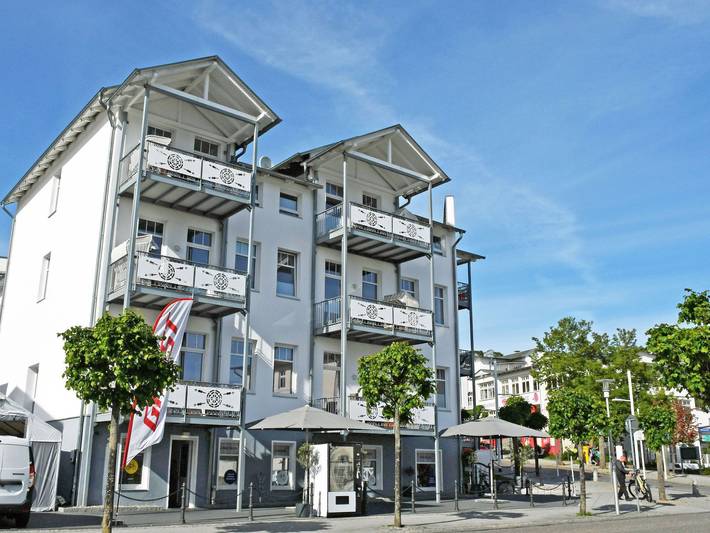 Ferienwohnung für 8 Personen, mit Garten und Balkon sowie Ausblick, kinderfreundlich in Mönchgut-Granitz - 3