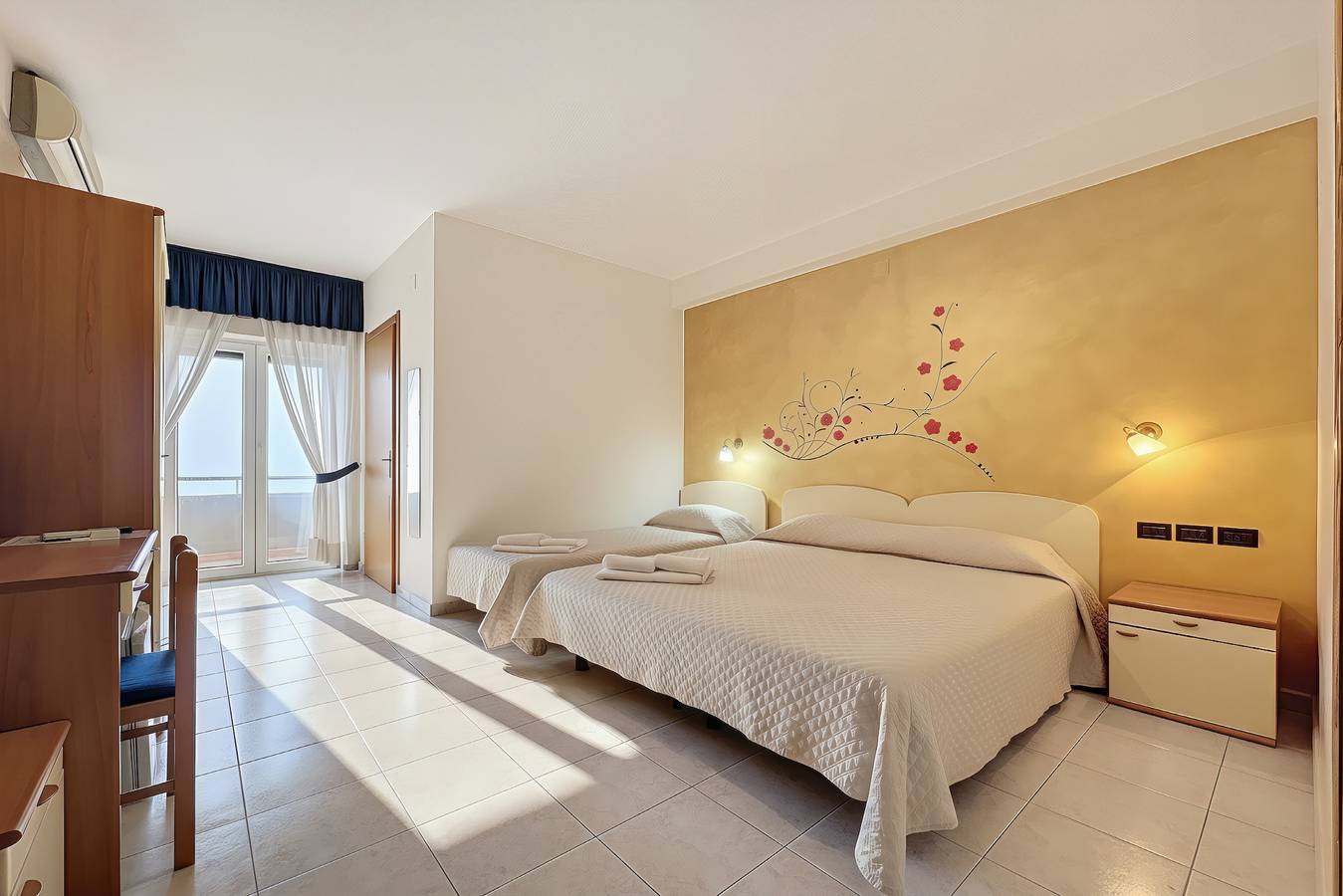 B&B Vista Mare con Balcone - 242- Santangelo - Piscina  in Monte Sant'Angelo, Gargano