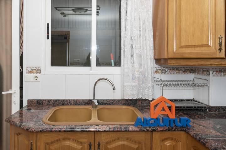 Ferienwohnung für 6 Personen, mit Terrasse in Cullera - 4