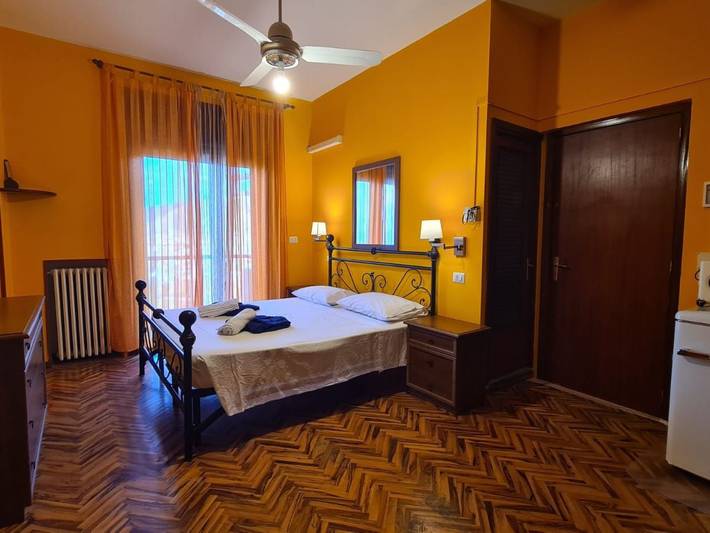 Holiday rental for 2 people, with Balcony and Terrace in Tropea