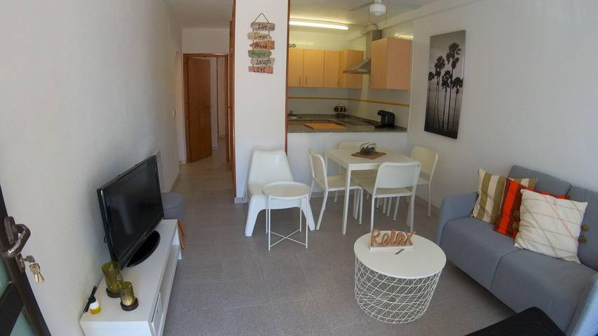 Gîte pour 4 personnes, avec piscine ainsi que terrasse et vue à Calafat - 4