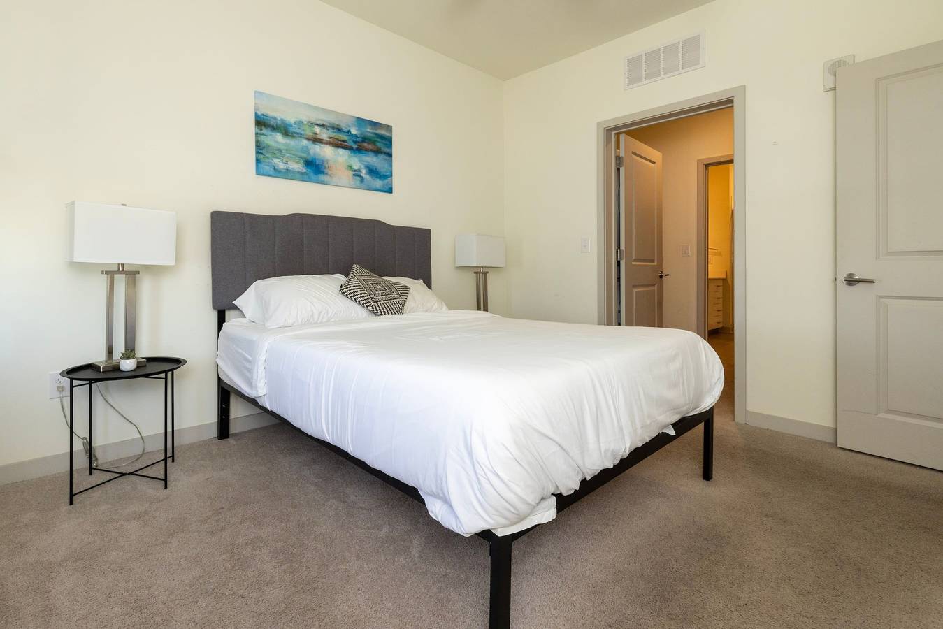 Geheel appartement, Stunning Nulu 1Br Cozysuites in Louisville, Jefferson County (KY)