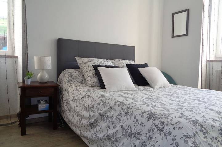 Location de vacances pour 6 personnes, avec Balcon ainsi que Jacuzzi et Jardin à Saint-Jean-Pied-de-Port - 3