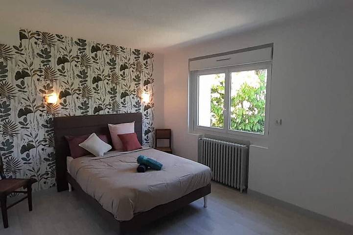 Location de vacances pour 8 personnes, avec jardin dans Vatan