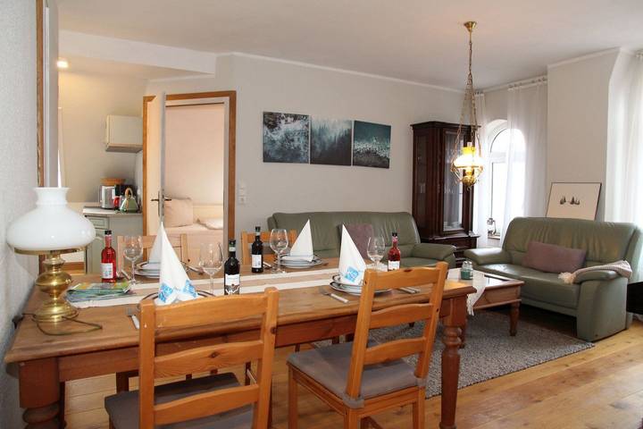 Ferienwohnung für 6 Personen, mit Terrasse und Garten in Grimersum - 2
