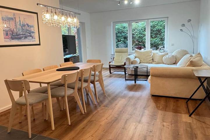 Ferienhaus für 8 Personen, mit Garten