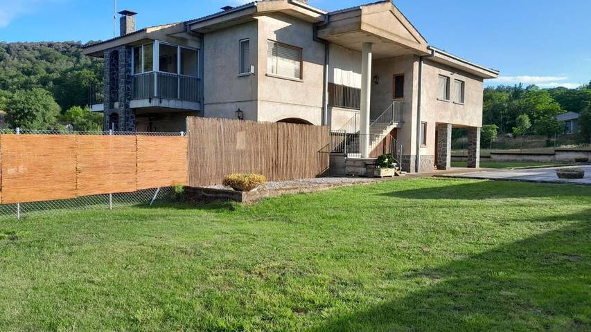 Casa de vacaciones para 8 personas, con vistas y jardín - 1