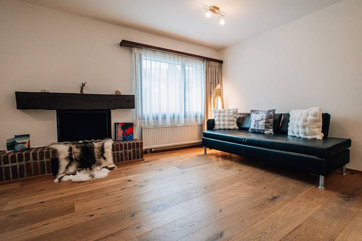 Studio für 3 Personen, mit Pool und Balkon in Laax