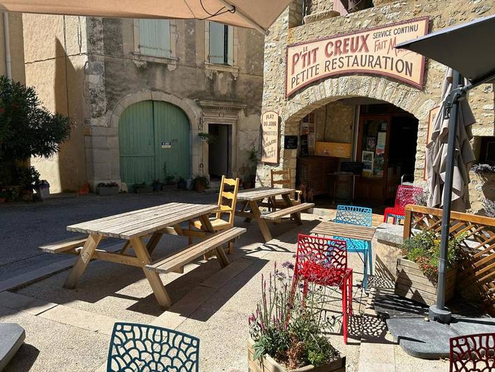 Location de vacances pour 6 personnes, avec terrasse et vue, animaux acceptés à Venterol - 2