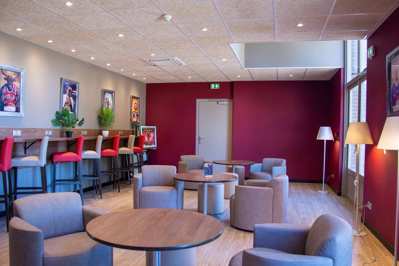 New Generation Triple Toom (3 Single Beds) in Loon-Plage, Région de Dunkerque