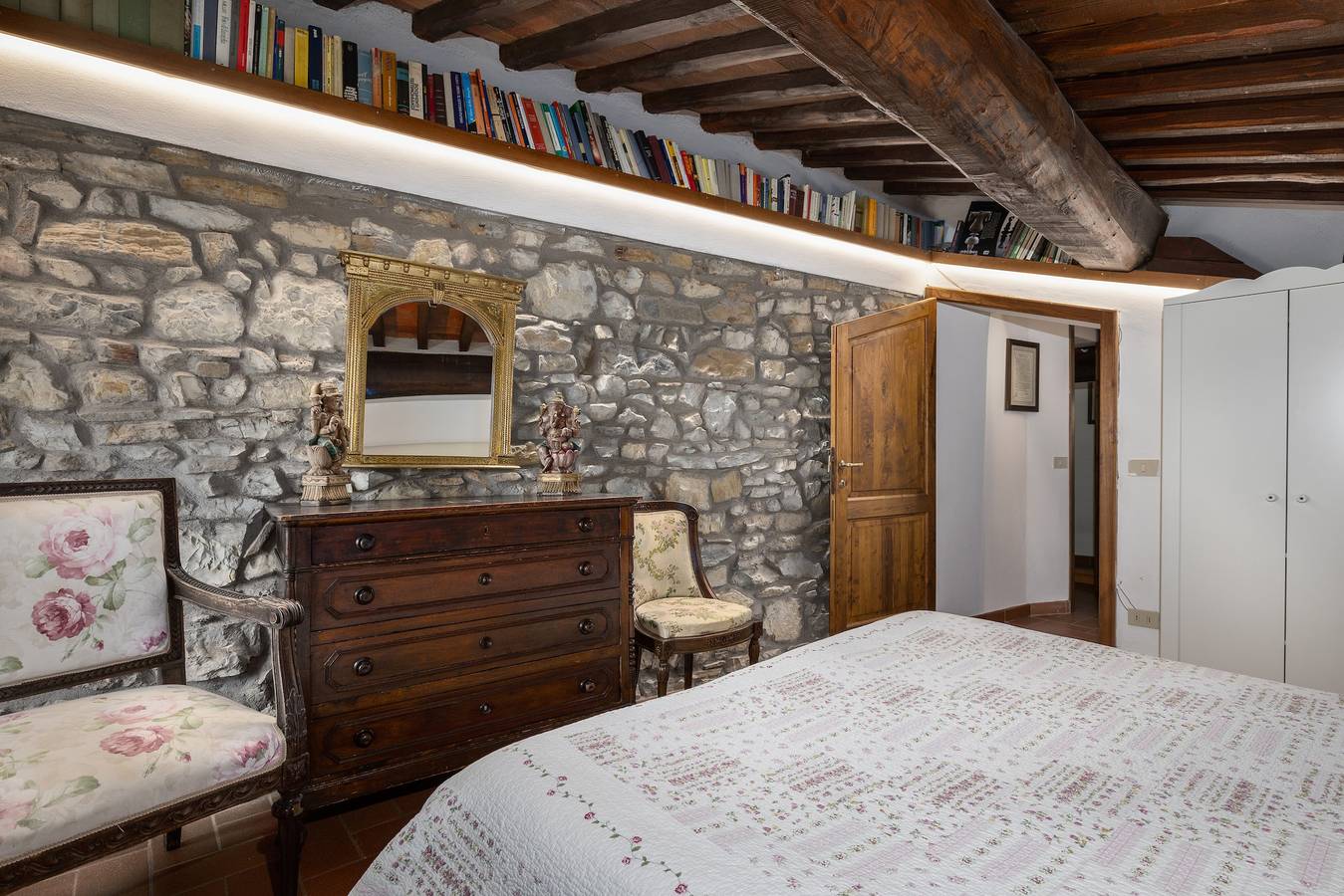Villa 'La Petrosa' con piscina privata, giardino privato e balcone in Radda in Chianti, Chianti