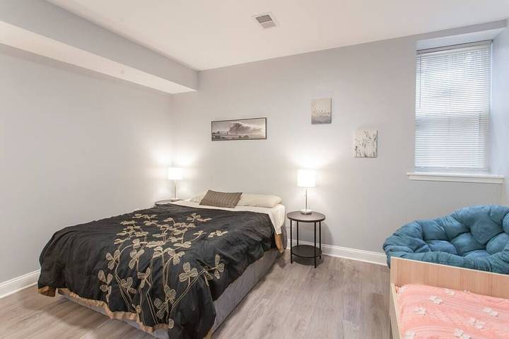 Vacation rental for 6 people, with balcony and garden in Philadelphia