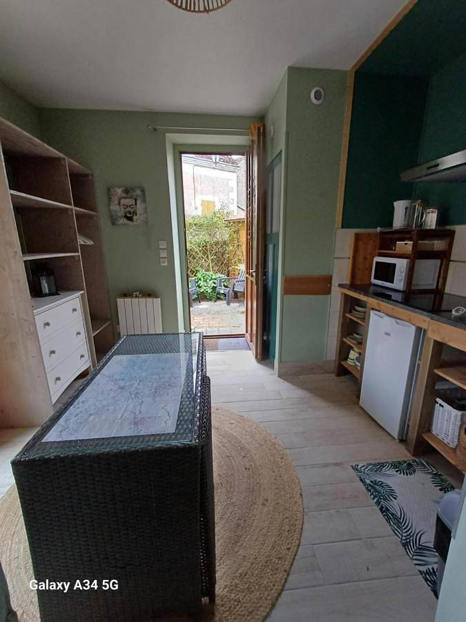 Gîte pour 2 personnes, avec jardin et vue à Saint-Georges-sur-Cher - 3