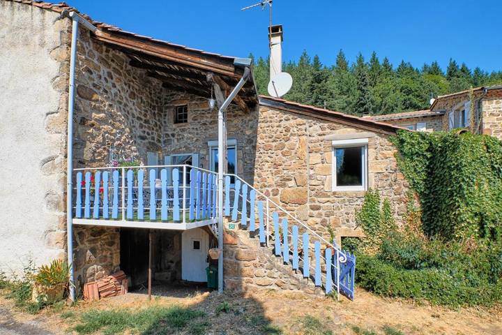 Gîte pour 2 personnes, avec balcon et vue à Véranne