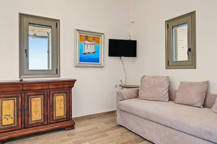 Ganze Wohnung, Apartment 'Ambeli House Arkasa' mit Balkon und Meerblick in Karpathos