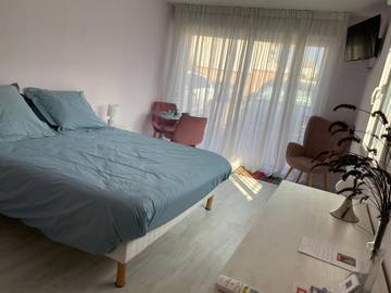 Cottage pour 2 personnes, avec jardin et terrasse à Nissan-lez-Enserune