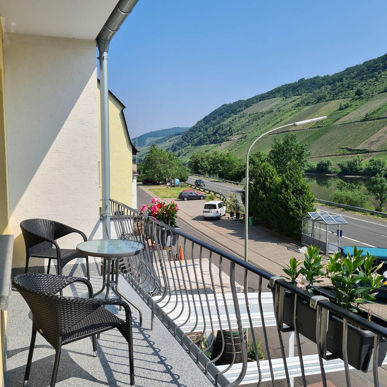 Ganze Ferienwohnung, Gibbert-Pohl, Pension-Weingut in Briedel, Traben-Trarbach und Umbegung