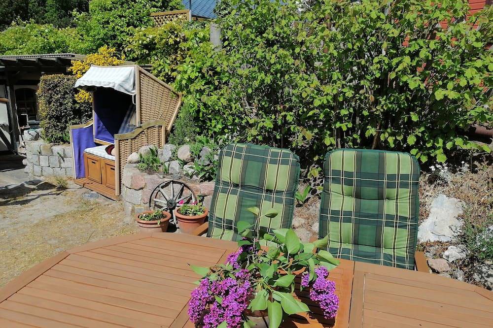 Huis, 300 m van het strand, vlakbij het bos in Sellin, Rügen