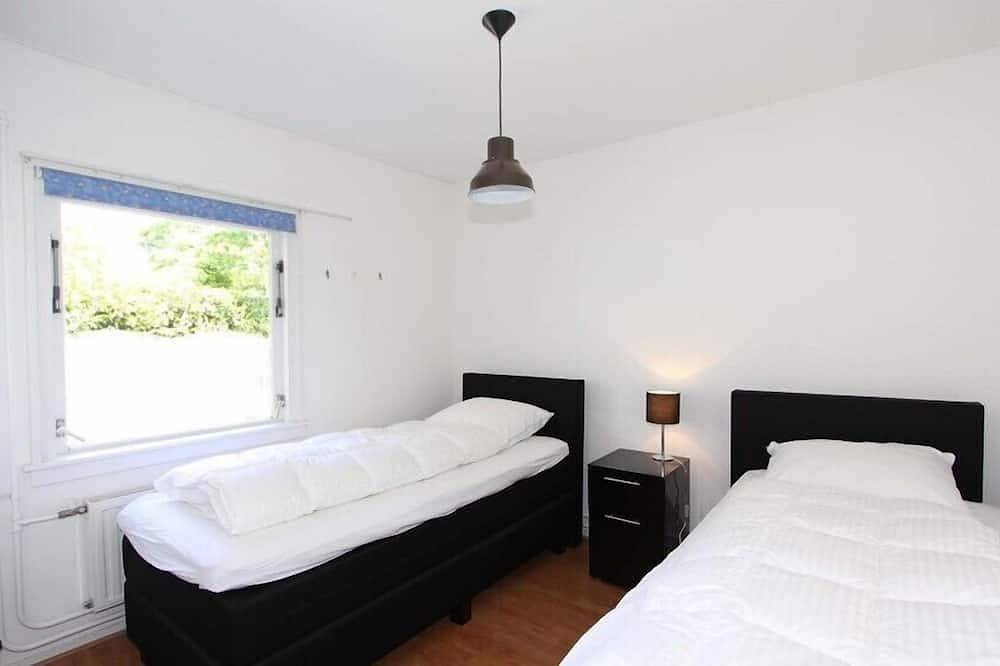 Ferienhaus  Eikenmeet 1, \"De Tempelier\" in Renesse Strand, Renesse