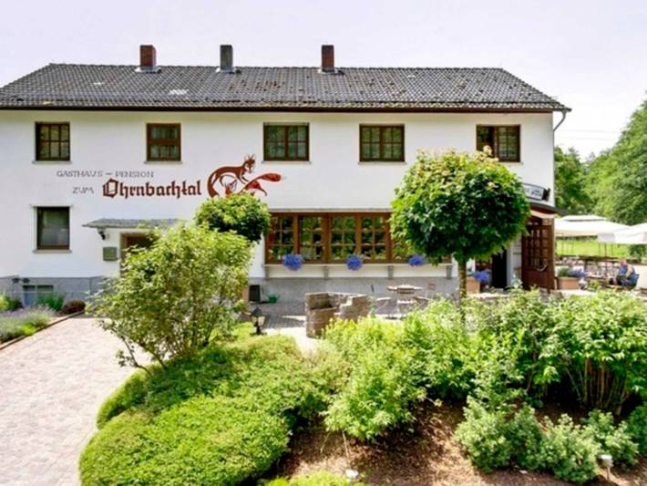 Hotel für 3 Personen, mit Balkon, kinderfreundlich in Weilbach