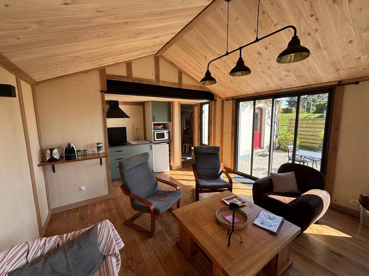 Two-Bedroom House in Carantec, Ceinture Dorée