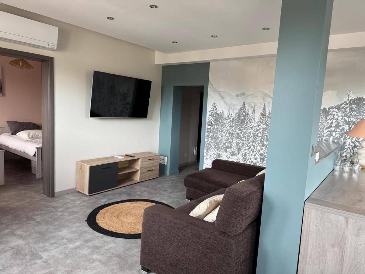 Appartement entier, Two-Bedroom Apartment in Herrlisheim-près-Colmar, Région de Colmar