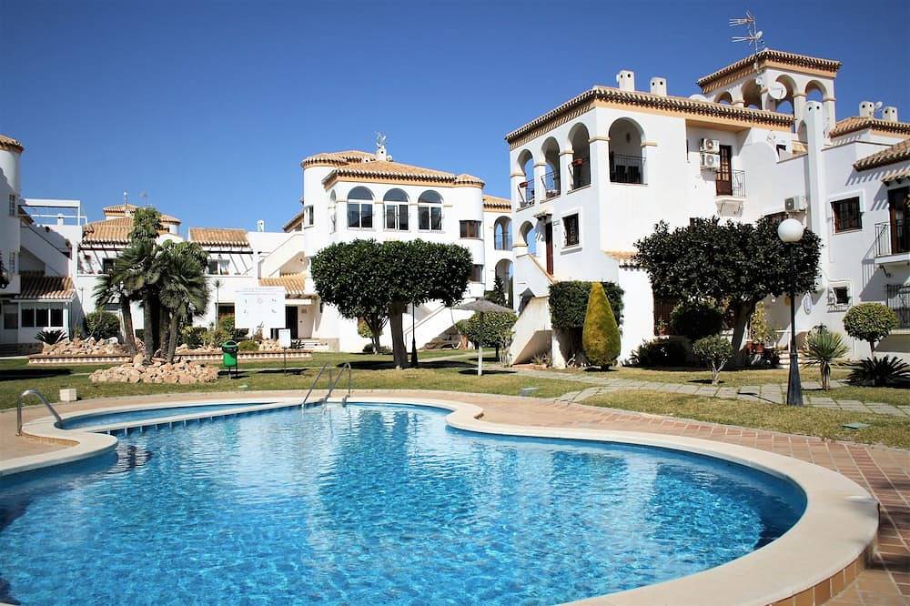 Beautiful Mediterranean bungalow in Playa Flamenca, Orihuela