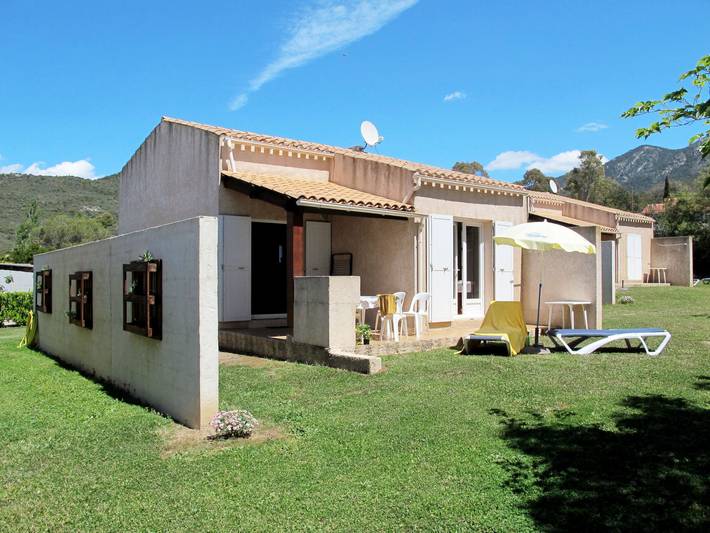 Bungalow für 4 Personen, mit Terrasse und Garten auf Korsika