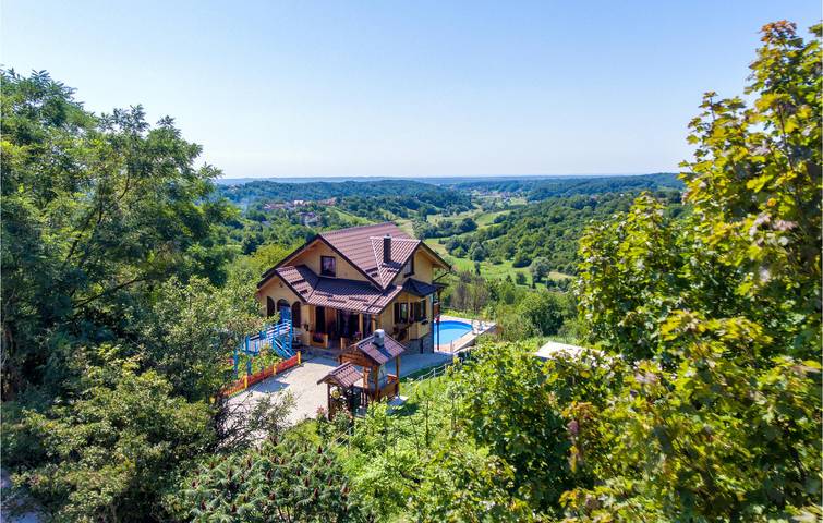 Ferienhaus für 6 Personen, mit Terrasse und Ausblick - 1