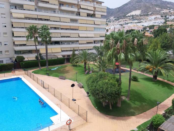 Apartamento para 6 personas, con Balcón y Terraza además de Jardín y Piscina en Arroyo de La Miel