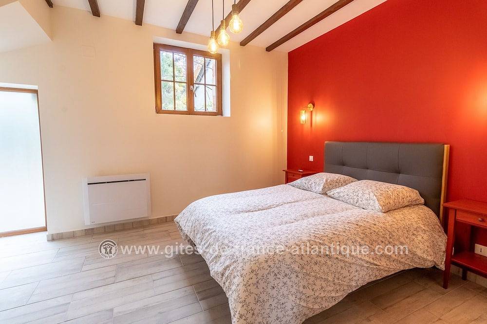 Ganze Wohnung, La Buanderie - Large two-bedroom apartment, luxurious appointments! in Jonzac, Jonzac und Umgebung