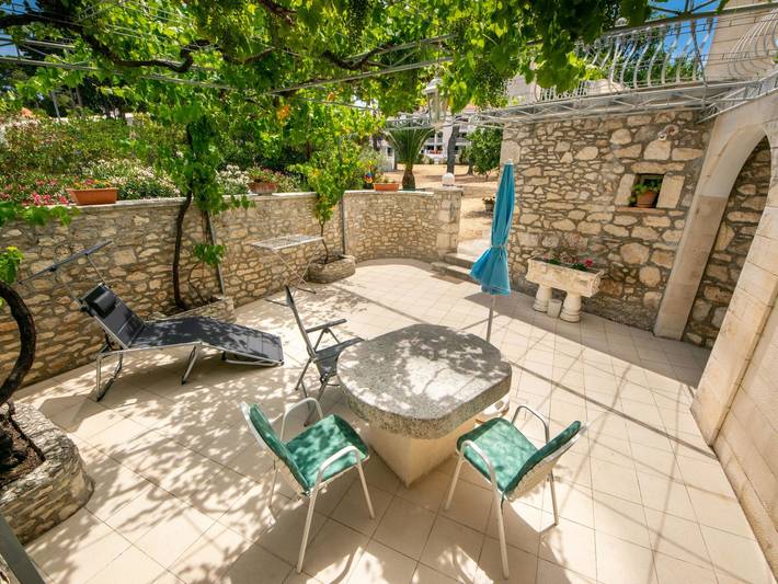 Ferienwohnung für 2 Personen, mit Garten und Terrasse auf Brac - 4
