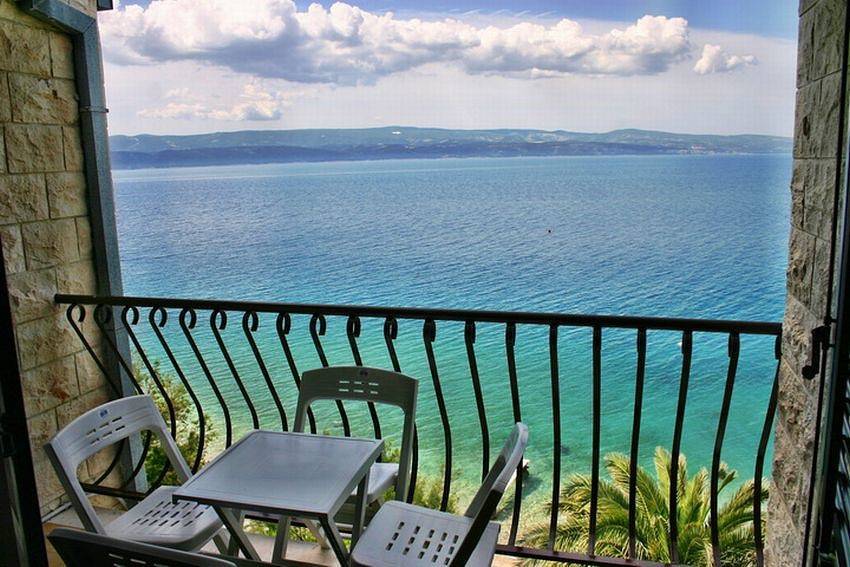 Ganze Wohnung, Apartment direkt am Strand in Stanici in Stanici, Omis-Riviera