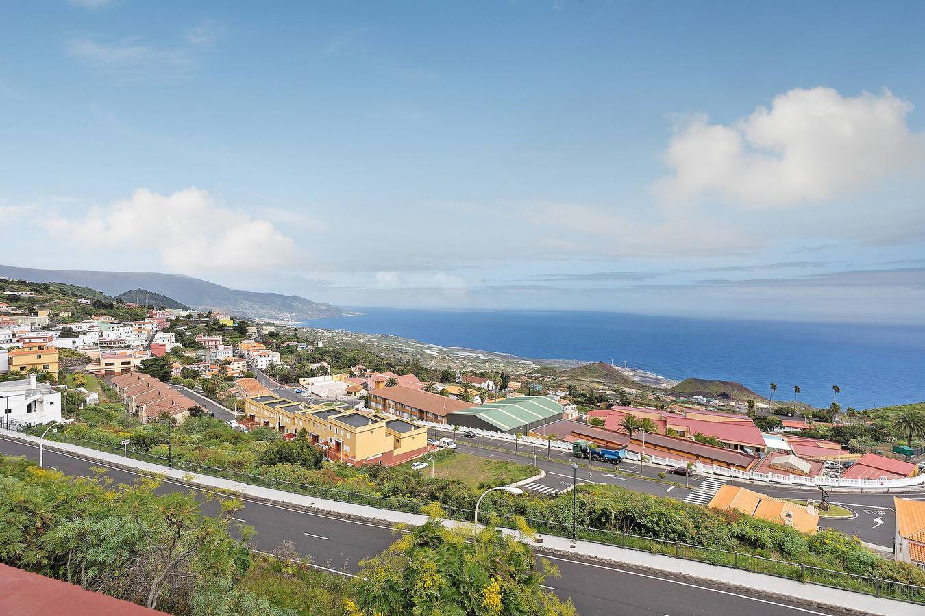 Ferienhaus Timarasan mit Meerblick, Terrasse und Wlan in Callejones, Villa de Mazo