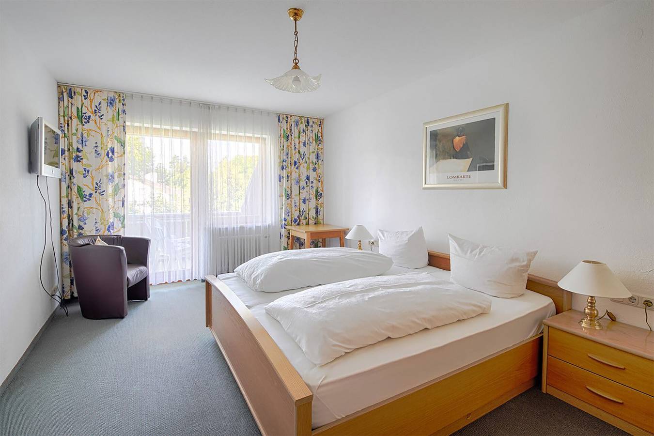 Ganze Ferienwohnung, Ferienwohnungen Rosenstraße - Ferienwohnung Rosenstraße Standard in Langenargen, Region Bodensee-Oberschwaben