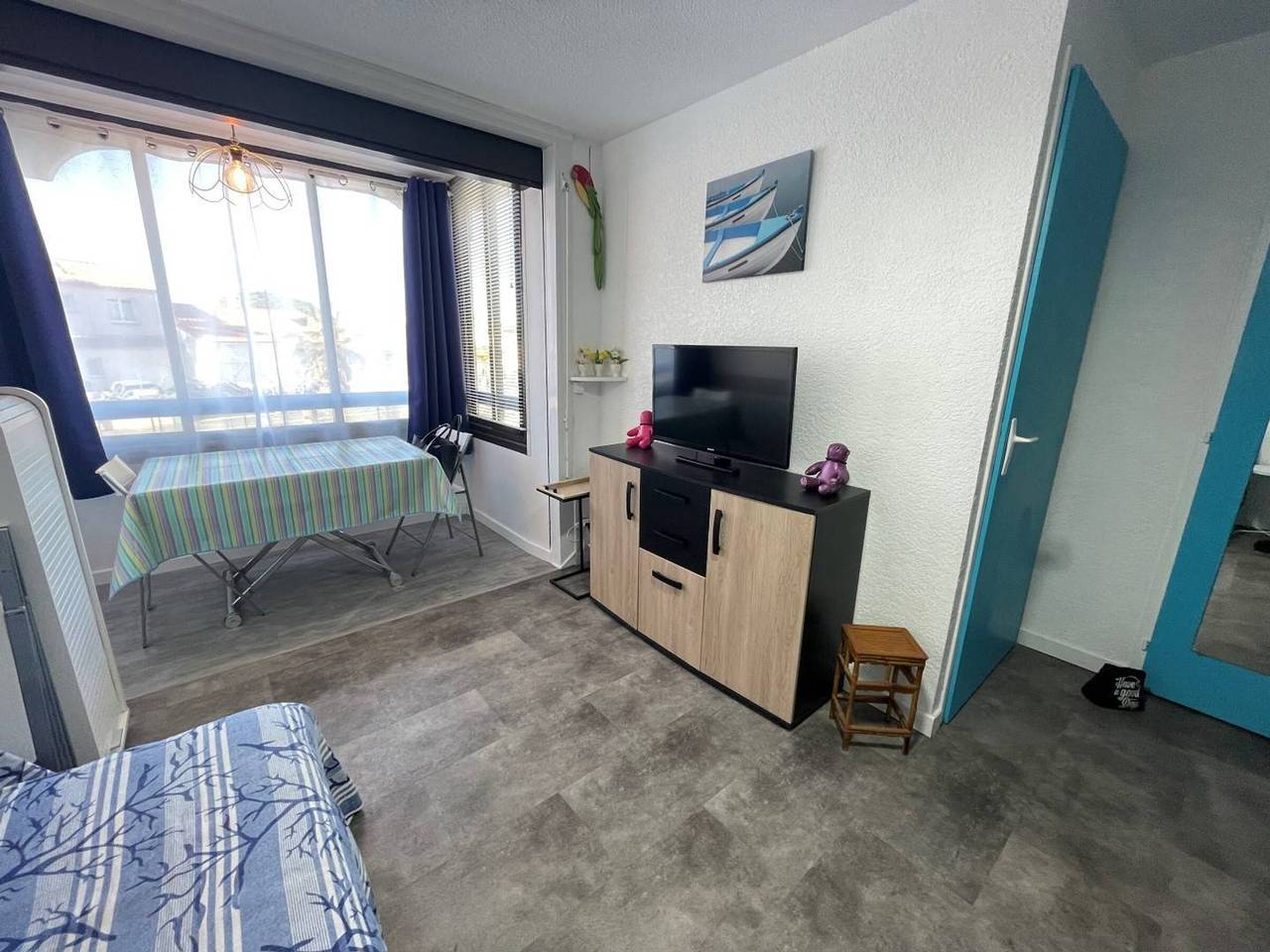 Appartement entier, Charmant 2P, 2 couchages, parking, loggia, proche plage et centre, animaux acceptés in Saint-Cyprien-Plage, Saint-Cyprien