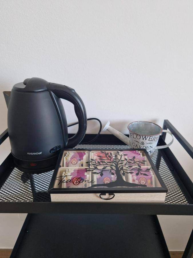 Location de vacances pour 4 personnes, avec jardin ainsi que vue sur le lac et vue, animaux acceptés à Gavirate - 3